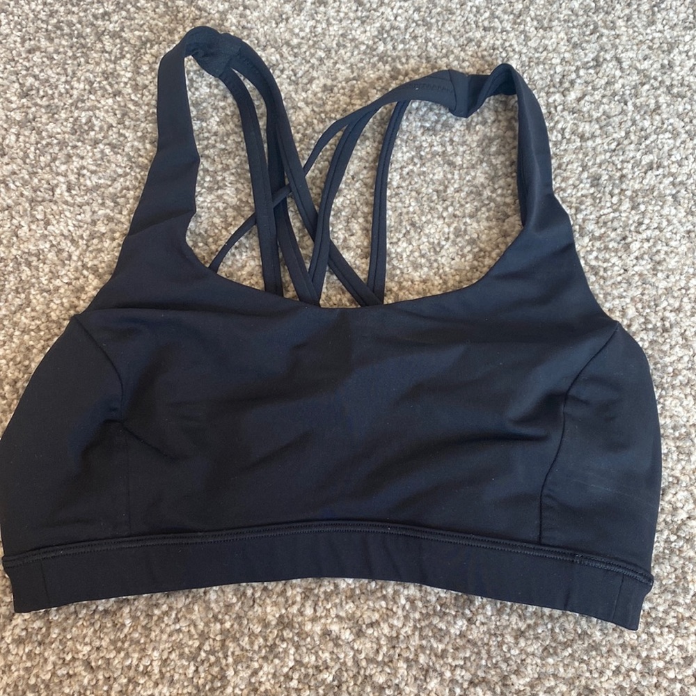 Lululemon Free to be Serene Bra